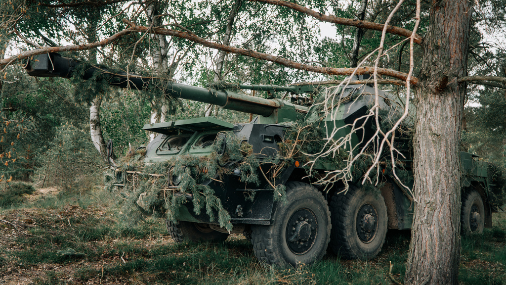 Samohybná kanónová houfnice vz. 77 DANA