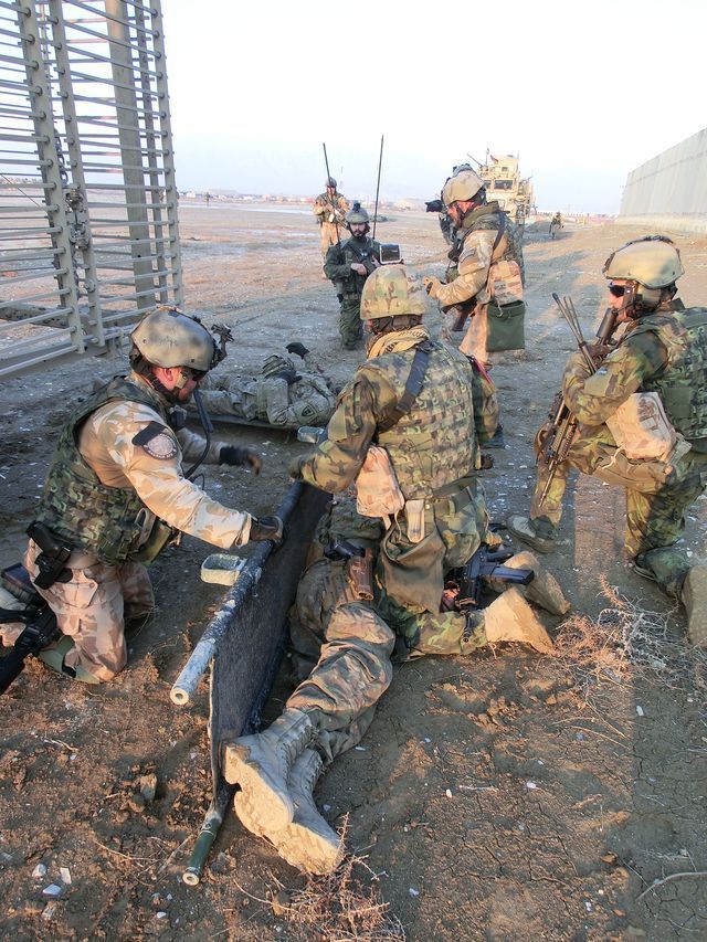 Putting the injured on stretchers