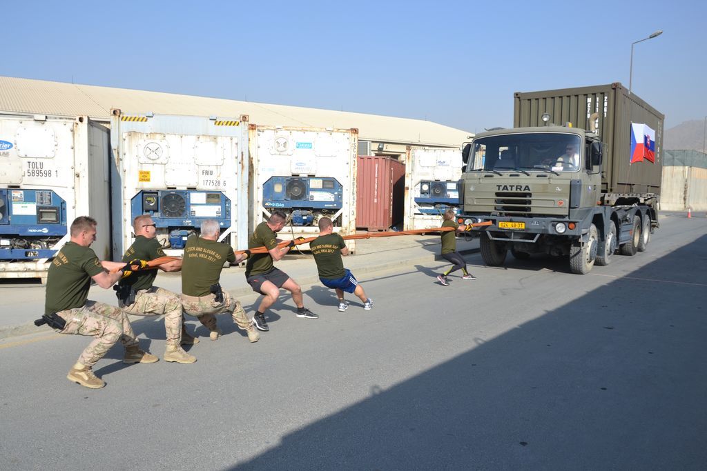 Team discipline - towing of Tatra