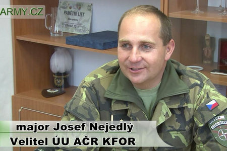 Major Josef Nejedlý po dvanácti letech rušil základnu v Kosovu
