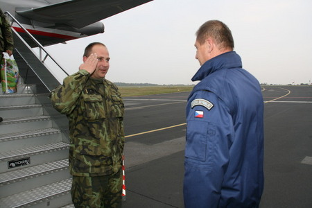 Major Nejedly, commander of the last unit in KFOR, reports to BG J. Kankia