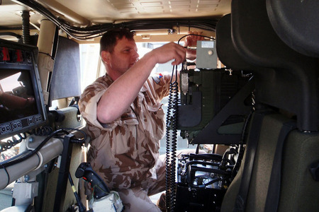 Za dva týdny zkontroloval tým ze Základny oprav v Afghánistánu přes 2000 kusů techniky