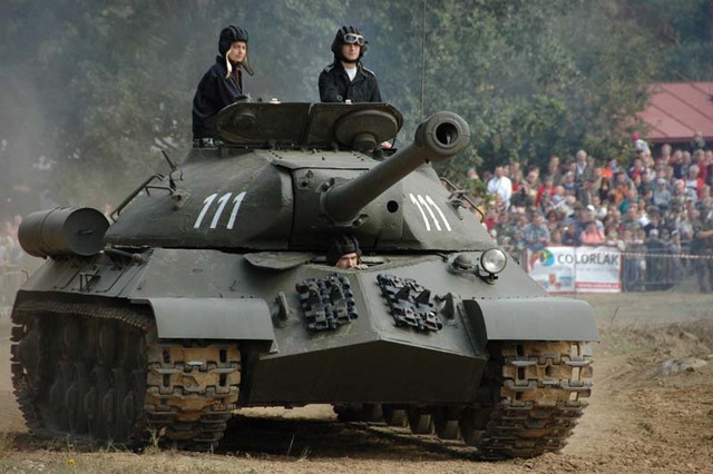 IS-3