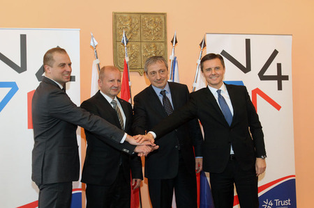 V4 countries progress in defence cooperation