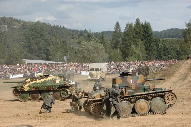Combat demonstration devoted to the Slovak National Uprising 2