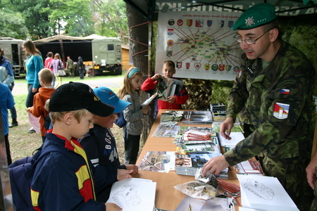 Týden s armádou otevírá resort obrany veřejnosti