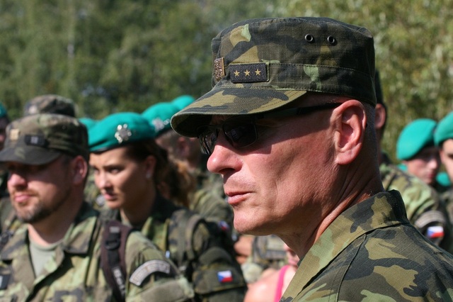 Velitel 15. ženijního pluku, plukovník gšt. Robert Bielený