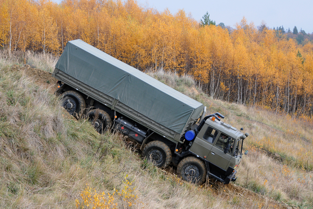 Extrémní terénní polygon Kotáry - řízení v extrémním terénu a zjištění hraničních technických schopností vozidla