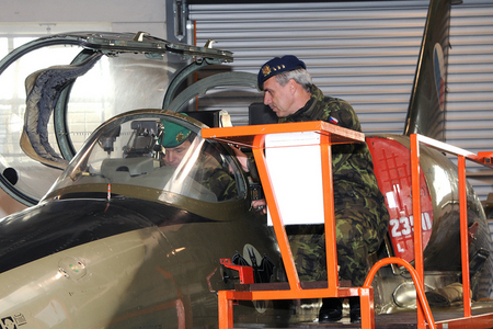 Také příprava vzdušných sil je součástí VeV-VA