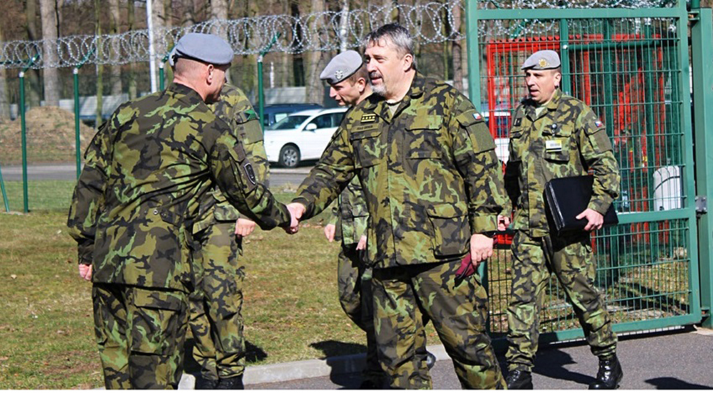 Generál Opata navštívil 14. pluk logistické podpory