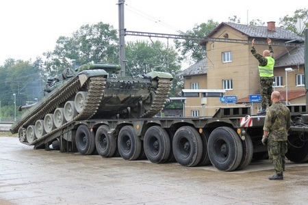 Logisté i ženisté „finišují“ na Bahnech 2013