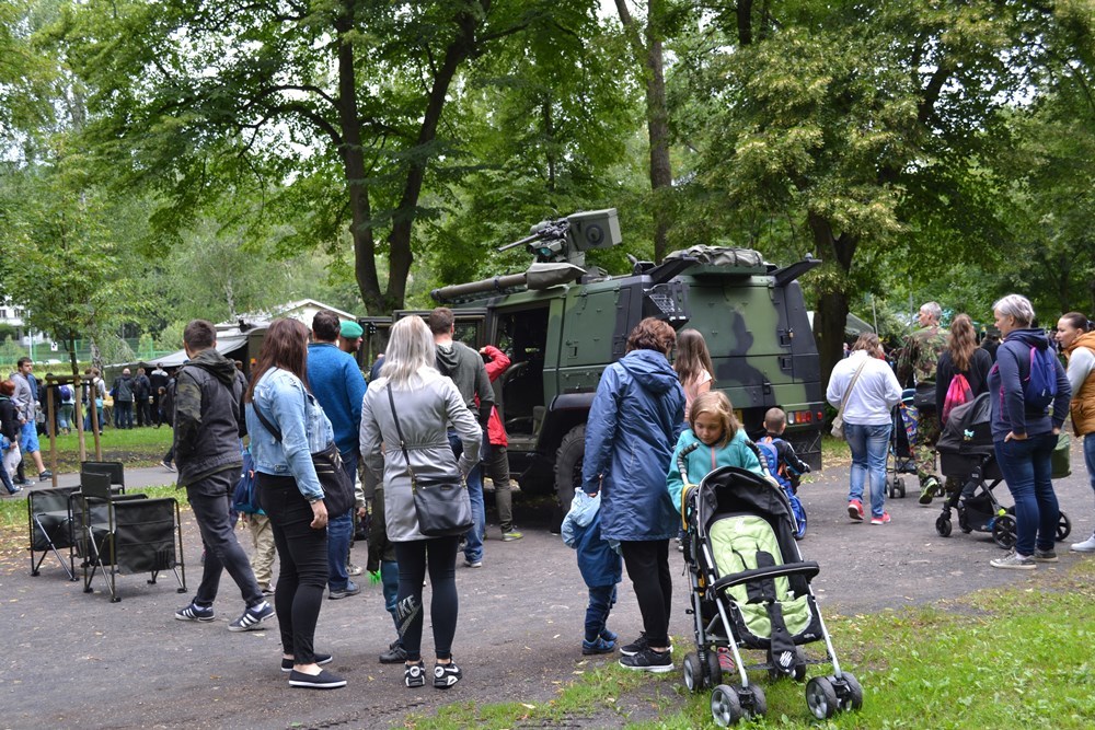 Vojenská technika přilákala spousty návštěvníků