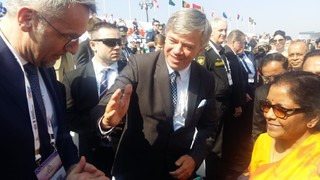 Official welcome of Minister Metnar by Defence Minister of India. Left to right: Lubomír Metnar, Czech Ambassador to India Milan  Hovorka, Indian Defence Minister Nirmala Sitharaman