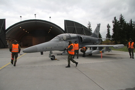 Steadfast Jazz 2013: Čeští piloti se zapojili do vzdušných operací a podpory pozemních vojsk 