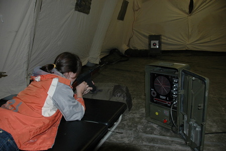 Děti si vyzkoušely střelecký trenažér