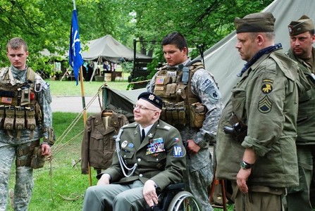 Nadpraporčík Jiří Schams byl čestným hostem Slavností svobody v Plzni