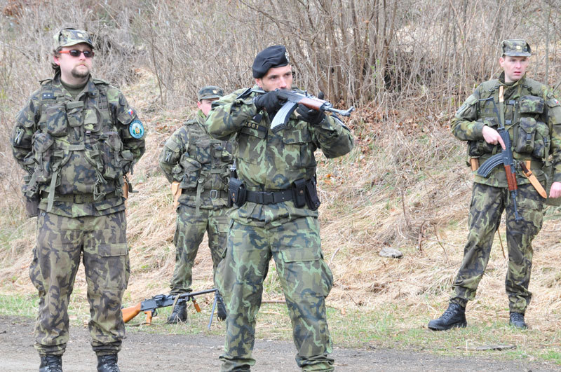 Na tomto pracovišti připoměli instruktoři Vojenské policie z Tábora záložníkům zásady činnosti na kontrolním propouštěcím místě