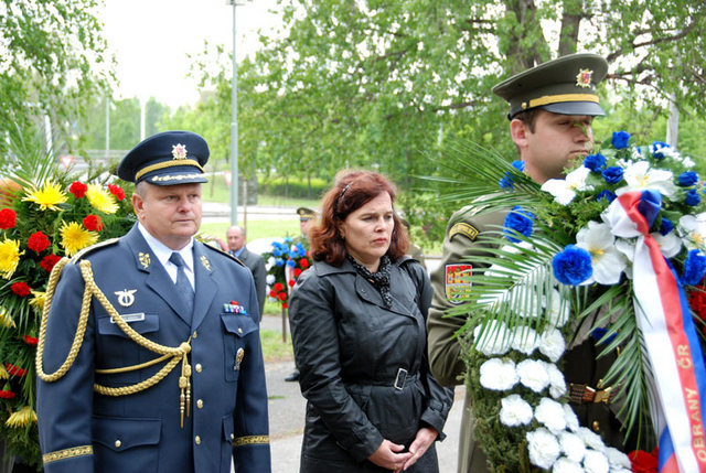Generálmajor Čestmír Tesařík a Iveta Hlásecká