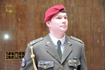 Velitel 2. jednotky AČR, která šest měsíců působila v misi EU v africkém státě Mali, poručík Martin Sekera ze žateckého mechanizovaného praporu 