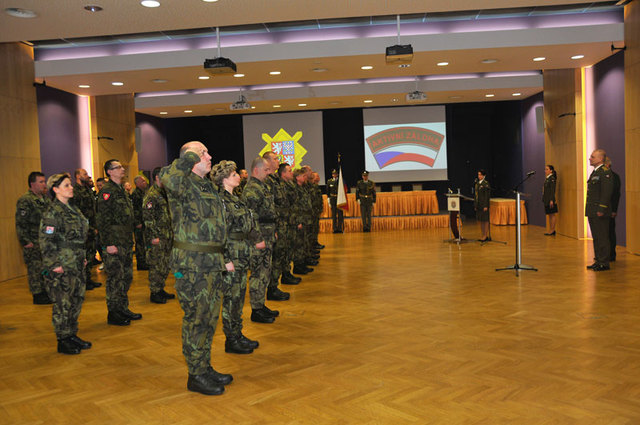 Zahájení slavnostního nástupu u příležitosti předání ocenění v Domě armády Praha