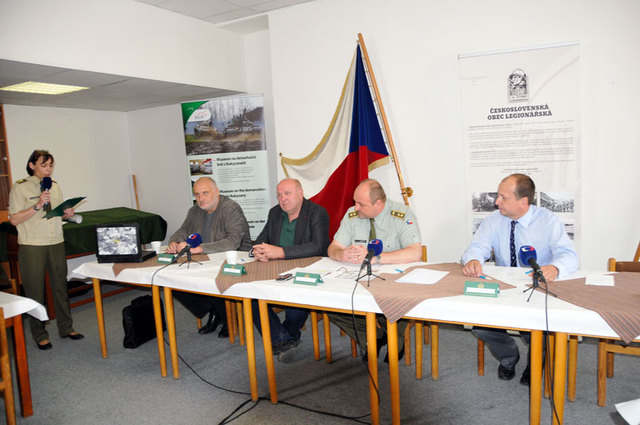 Tisková koference se tradičně konala v zasedacím sále Československé obce legionářské v hotelu Legie v Praze