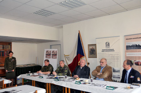 Z tiskové konference k letošnímu Dni pozemního vojska AČR - Bahna 2017
