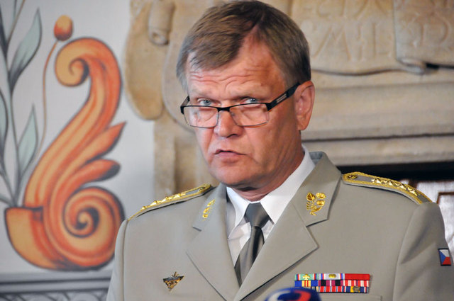 Náčelník GŠ AČR armádní generál Josef Bečvář zhodnotil období českého předsednictví vojenské části zemí V4