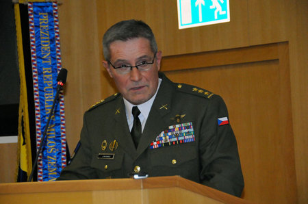 S hlavním hodnocením vystoupil ředitel KVV Ostrava plukovník Jaroslav Hrabec