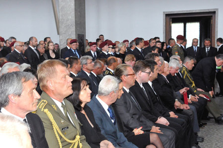 Hundreds of mourners paid tribute to General Klemes
