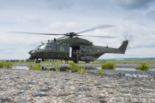 Výcvik slaňování typu Fast Rope byl proveden ve spolupráci s belgickou osádkou vrtulníku NH-90