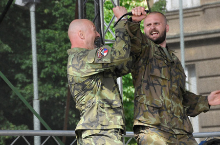Samozřejmě, že chrudimští výsadkáři předvedli perfektní ukázku bojového umění MUSADO a sklidili za ně veliký potlesk přihlížejícch diváků