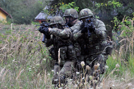 Bučovičtí si poprvé vyzkoušeli bojovou střelbu v zastavěné osadě