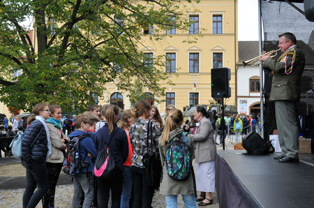 Až deset bodů bylo možné získat při vědomostní soutěži, kterou si připravili umělci z Ústřední hudby AČR