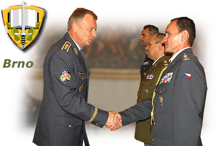 Slavnostní vyřazení absolventů nejvyššího kariérového kurzu