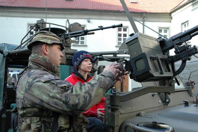 O vojenskou techniku byl velký zájem