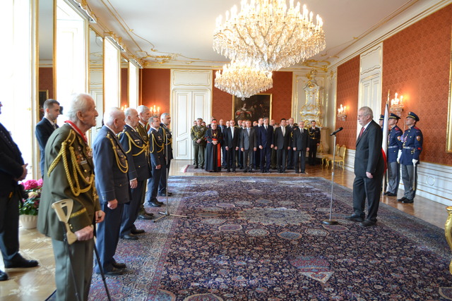 Prezident Miloš Zeman jmenoval na Pražském hradě nové generály