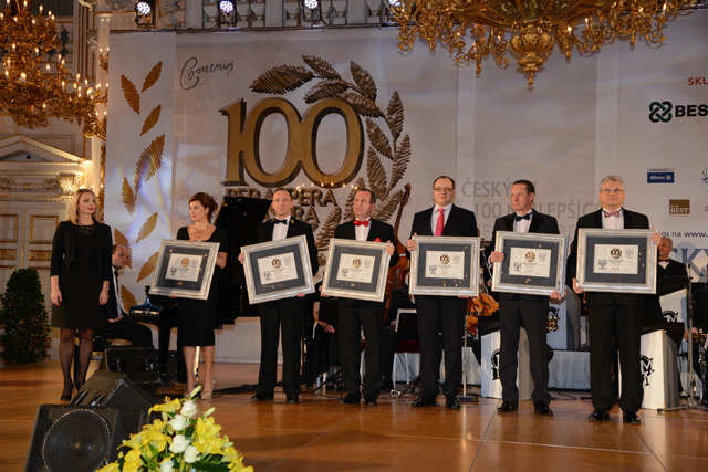 Representatives of the institutions who were awarded in the category of HEALTH - EDUCATION - HUMANITY
