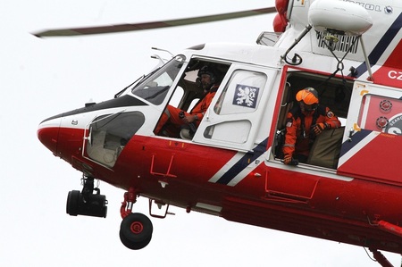 Letecká záchranka z Bechyně od soboty zasahuje i v noci