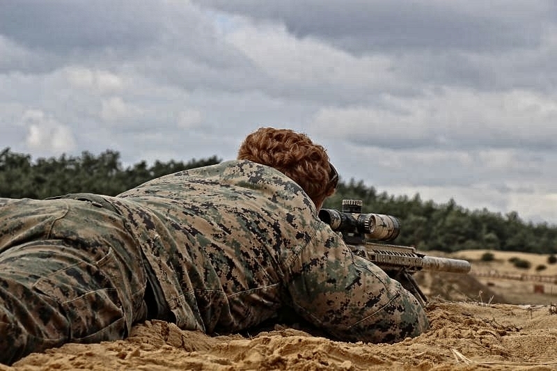A U.S. mariner getting ready for a sniper event