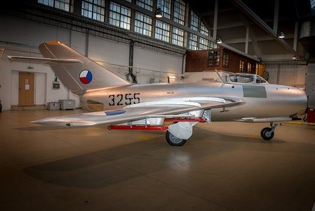 Refurbished MiG-15 fighter bomber unveiled