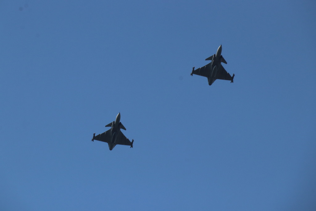 Následoval průlet dvou bojových letounu JAS-39 Gripen