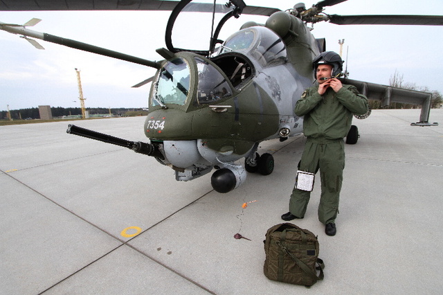  Pilot vrtulníku Mi-24V