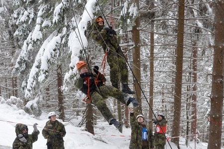 Druhý den závodu Winter Survival 2013 