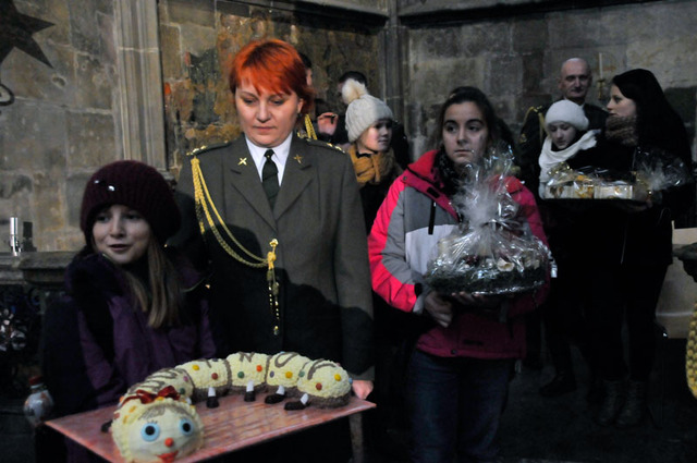 Děti, ale i jejich rodiče či pedagogové přivezli do Prahy vánoční dary