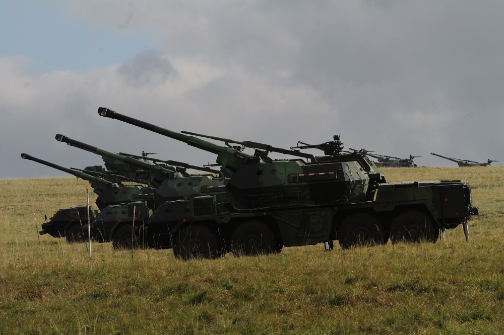 Dělostřelci zaujali se svou technikou bojovou sestavu