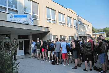 Ilustrační obrázek ke článkuBudoucí studenti Univerzity obrany zahájili základní přípravu ve Vyškově