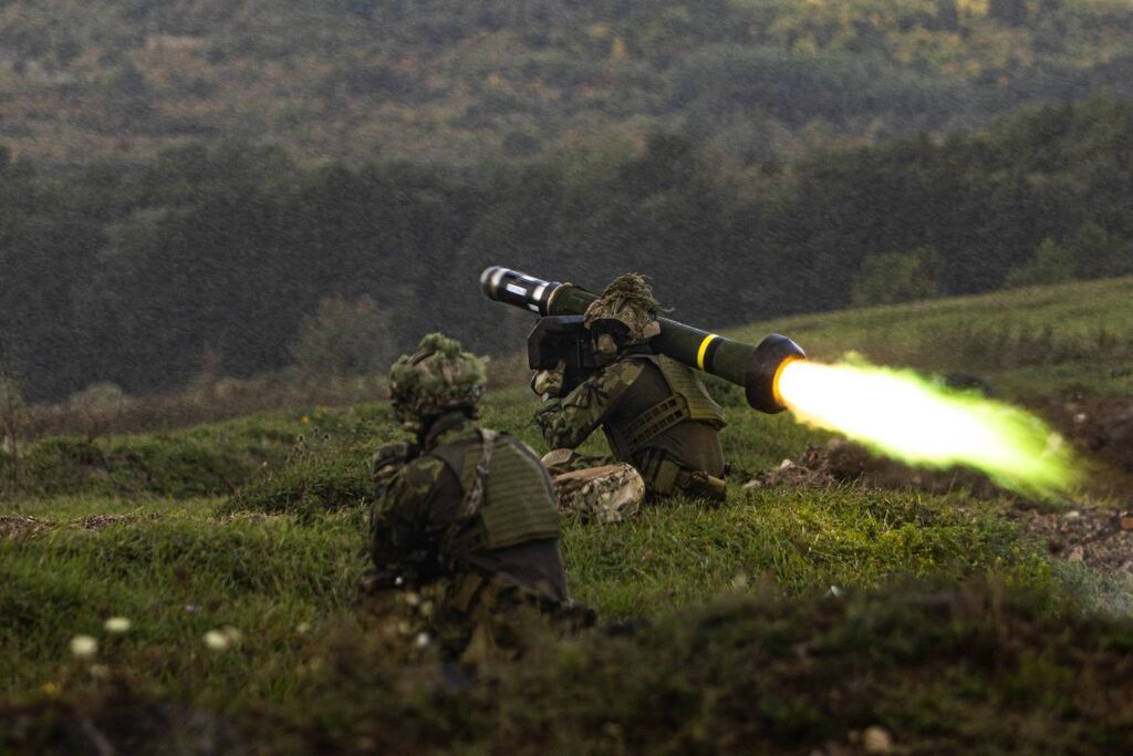 Vypálení protitankové řízené střely Javelin 