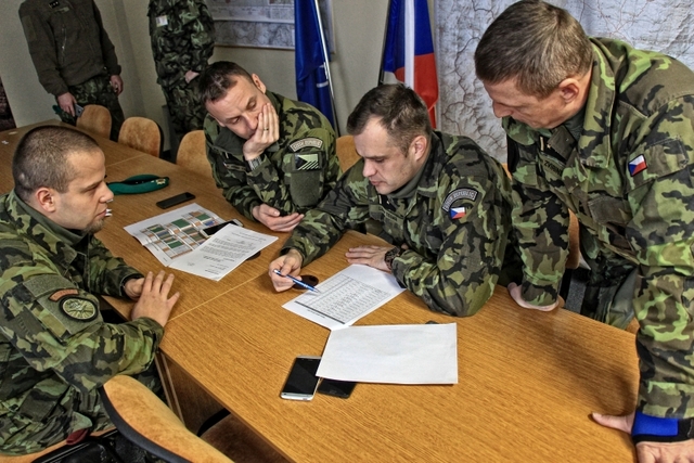  Kontrola připravenosti z úrovně nadřízeného stupně