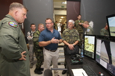 Ample Strike 2014: Cvičící jednotky si vysloužily pochvalu