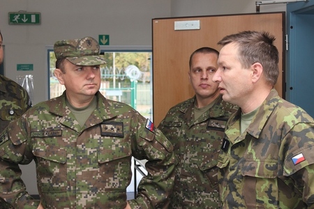 Slovenští logisté navštívili své kolegy v Pardubicích